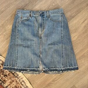 Levi’s pride skirt M